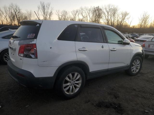Photo 3 from auction – 2011 KIA SORENTO EX with VIN 5XYKUCA13BG028975