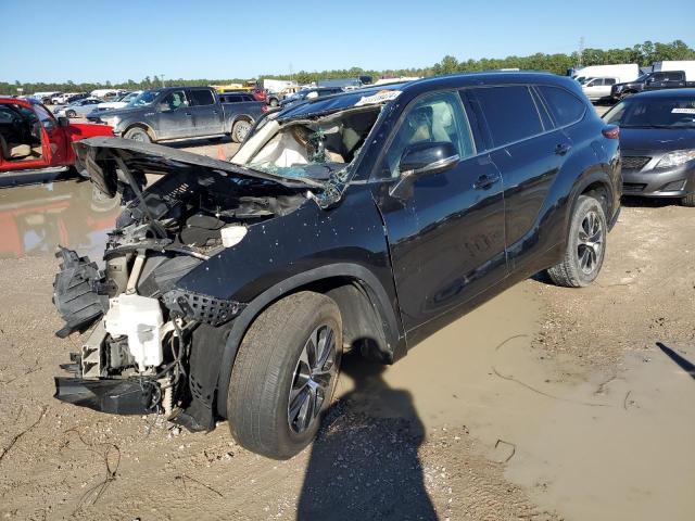 TOYOTA HIGHLANDER 2021 with VIN 5TDGZRAH9MS516101 - Photo from auction