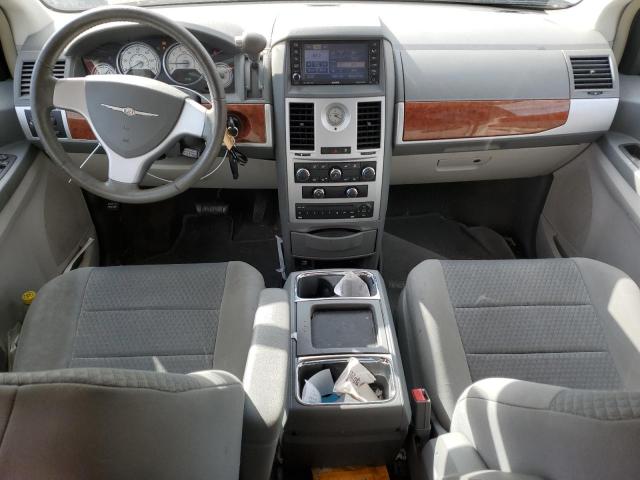 Photo 8 from auction – 2009 CHRYSLER TOWN & COU with VIN 2A8HR54159R562867