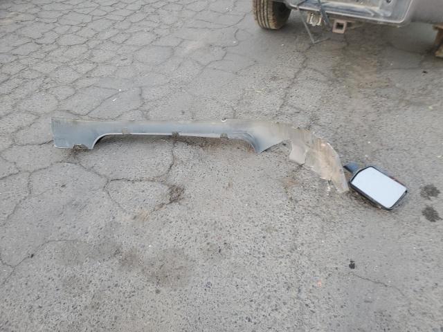 Photo 12 from auction – 2005 FORD F150 with VIN 1FTRF14525NB46069
