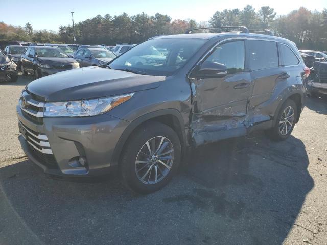 Photo 1 from auction – 2019 TOYOTA HIGHLANDER with VIN 5TDJZRFH2KS617668