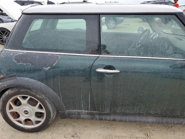 Photo 10 from auction – 2006 MINI COOPER S with VIN WMWRE33516TL19722