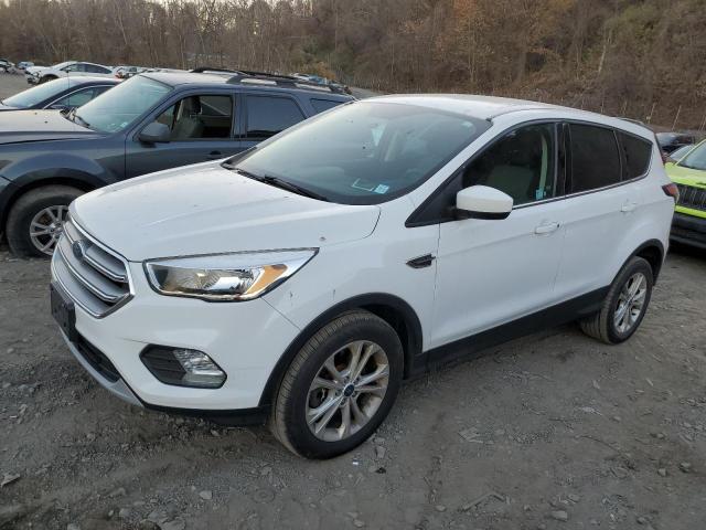 FORD ESCAPE SE 2017 with VIN 1FMCU9GD5HUD82511 - Photo from auction