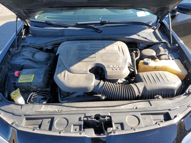 Photo 11 from auction – 2015 CHRYSLER 300 LIMITE with VIN 2C3CCAAG2FH853448