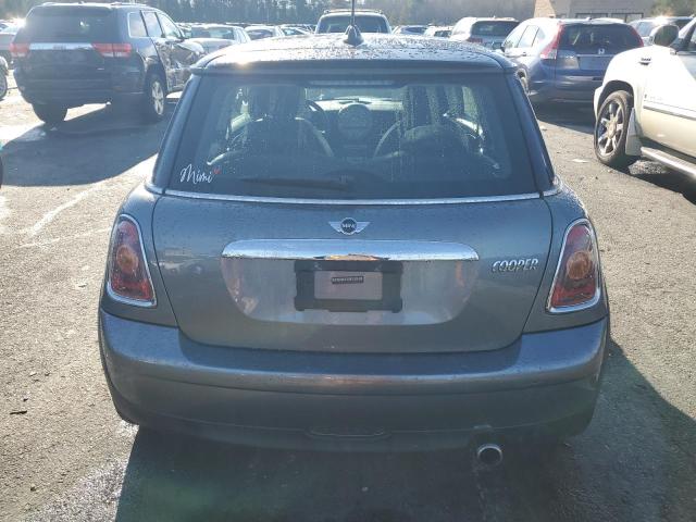 Photo 6 from auction – 2010 MINI COOPER with VIN WMWMF3C53ATZ21649