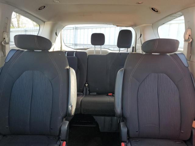 Photo 10 from auction – 2017 CHRYSLER PACIFICA T with VIN 2C4RC1DG3HR744124