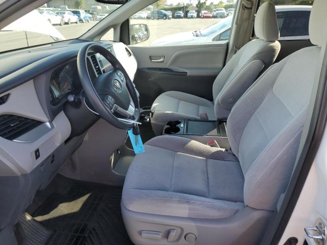 Photo 7 from auction – 2015 TOYOTA SIENNA LE with VIN 5TDKK3DC5FS683909