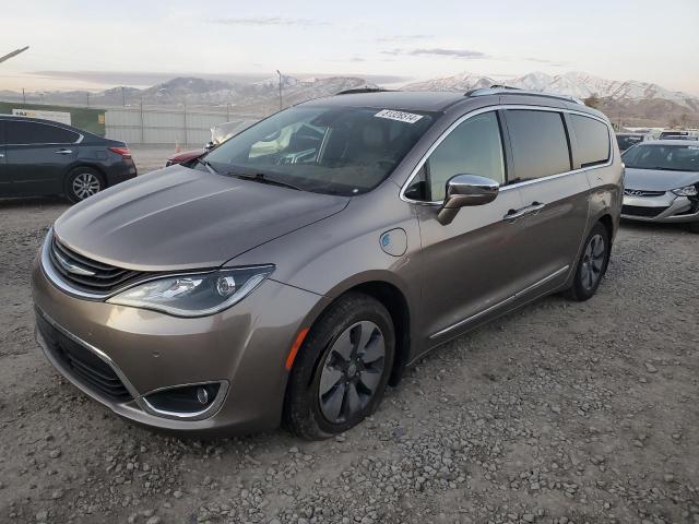 CHRYSLER PACIFICA H 2018 with VIN 2C4RC1N74JR129652 - Photo from auction