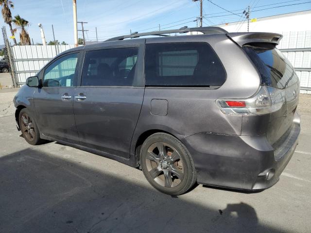 Photo 2 from auction – 2016 TOYOTA SIENNA SE with VIN 5TDXK3DC1GS735236