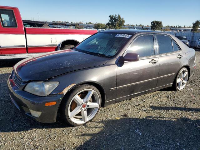 LEXUS IS 300 2001 with VIN JTHBD182710032758 - Photo from auction