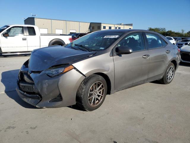 TOYOTA COROLLA L 2018 with VIN 5YFBURHE0JP761426 - Photo from auction