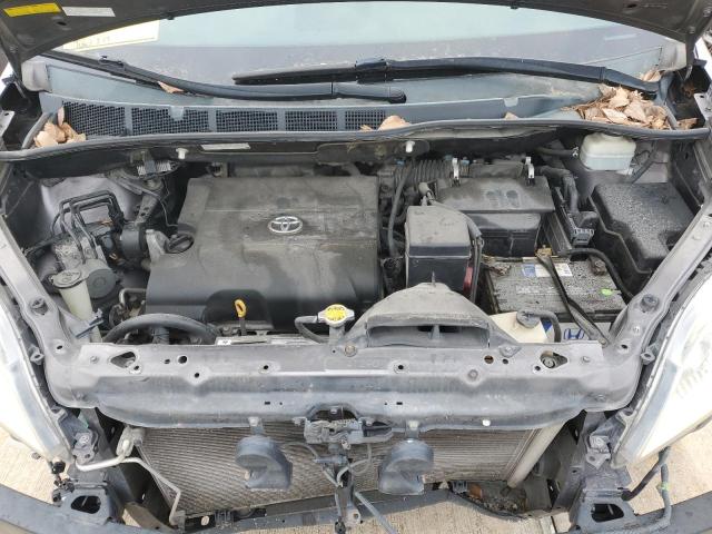 Photo 12 from auction – 2011 TOYOTA SIENNA XLE with VIN 5TDDK3DC8BS023754