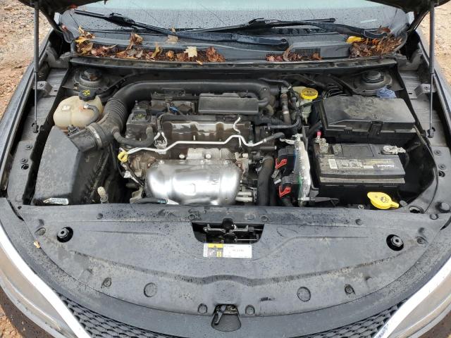 Photo 11 from auction – 2015 CHRYSLER 200 LIMITE with VIN 1C3CCCAB3FN596081