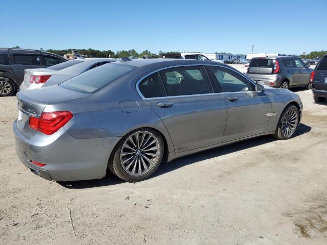 Снимка 3 от търг – 2012 BMW 750 LI с VIN WBAKB8C55CC963582