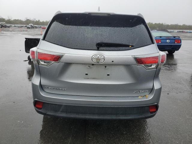 Photo 6 from auction – 2015 TOYOTA HIGHLANDER with VIN 5TDJKRFH6FS201407