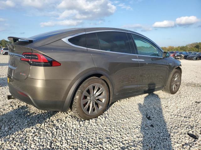 Photo 3 from auction – 2016 TESLA MODEL X with VIN 5YJXCAE47GF000550