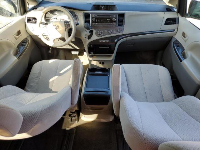 Photo 8 from auction – 2011 TOYOTA SIENNA LE with VIN 5TDJK3DC7BS027474