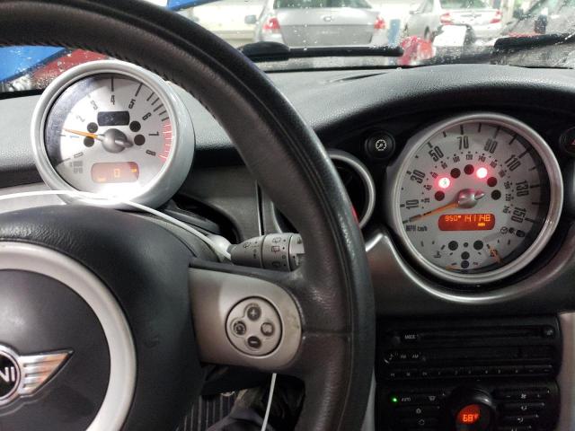 Photo 9 from auction – 2005 MINI COOPER S with VIN WMWRE33465TD92738
