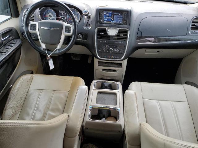 Photo 8 from auction – 2015 CHRYSLER TOWN & COU with VIN 2C4RC1BG3FR596346