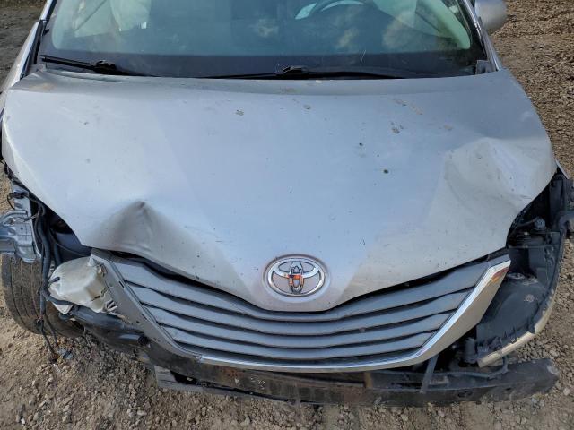 Photo 12 from auction – 2011 TOYOTA SIENNA XLE with VIN 5TDYK3DC5BS041839