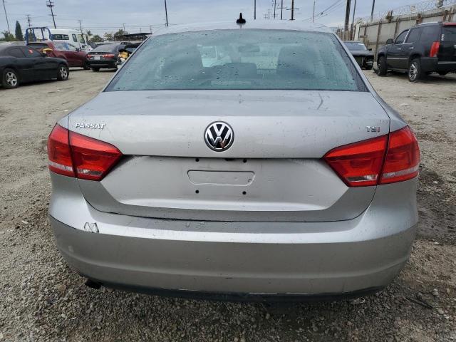 Photo 6 from auction – 2014 VOLKSWAGEN PASSAT S with VIN 1VWAT7A32EC090753
