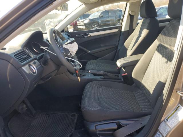 Photo 7 from auction – 2016 VOLKSWAGEN PASSAT S with VIN 1VWAT7A3XGC025698