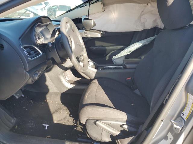 Photo 7 from auction – 2016 CHRYSLER 200 LIMITE with VIN 1C3CCCAB0GN139942