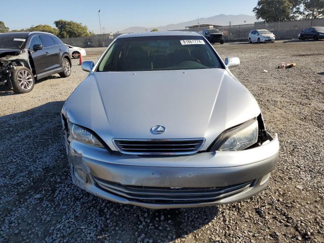 Фото 5 с аукциона – 2001 LEXUS ES 300 с VIN JT8BF28G610332867