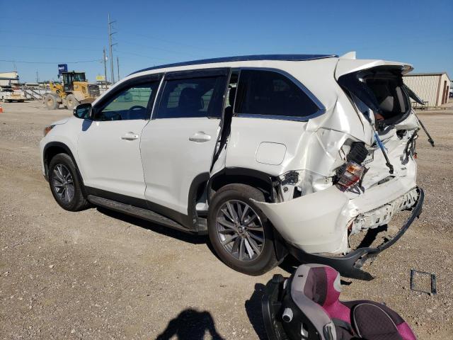 Photo 2 from auction – 2019 TOYOTA HIGHLANDER with VIN 5TDKZRFH3KS560451