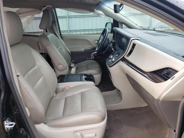 Photo 7 from auction – 2016 TOYOTA SIENNA XLE with VIN 5TDYK3DC8GS698402
