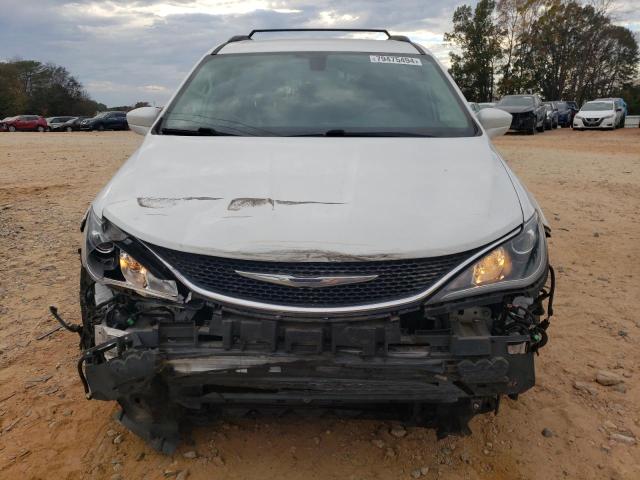Photo 5 from auction – 2017 CHRYSLER PACIFICA T with VIN 2C4RC1BG9HR588075