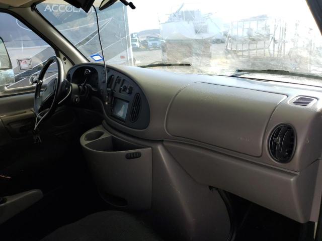 Photo 5 from auction – 1999 FORD ECONOLINE with VIN 1FDWE30S3XHC35790