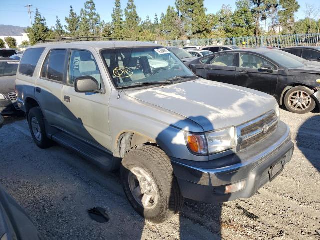 Photo 4 from auction – 2000 TOYOTA 4RUNNER with VIN JT3GM84R6Y0064246