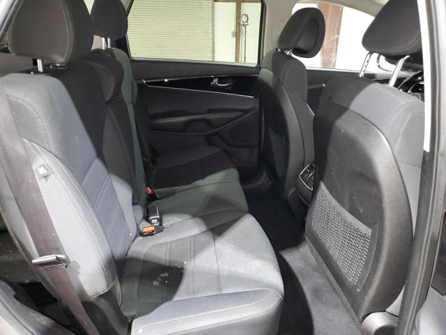 Photo 11 from auction – 2016 KIA SORENTO LX with VIN 5XYPGDA35GG038256