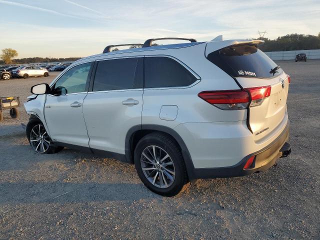 Photo 2 from auction – 2019 TOYOTA HIGHLANDER with VIN 5TDJGRFH8KS057323