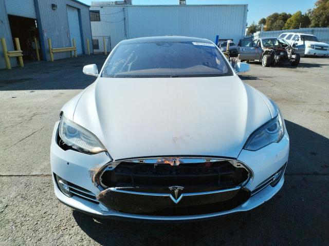 Photo 5 from auction – 2015 TESLA MODEL S 70 with VIN 5YJSA1S27FF089487