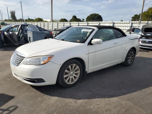 CHRYSLER 200 TOURIN 2012 with VIN 1C3BCBEB4CN229332 - Photo from auction