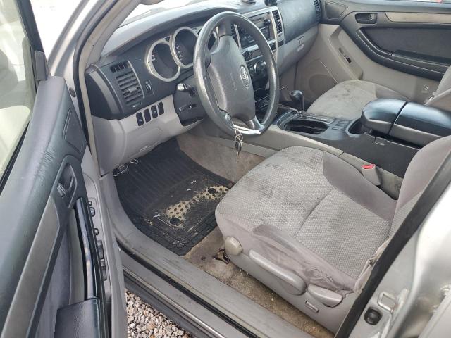 Photo 8 from auction – 2003 TOYOTA 4RUNNER SR with VIN JTEZU14R130007596