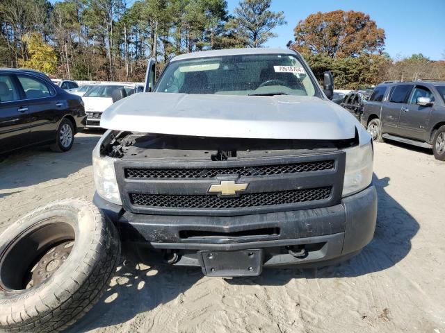 Photo 5 from auction – 2011 CHEVROLET SILVERADO with VIN 1GCNKPEA2BZ414986