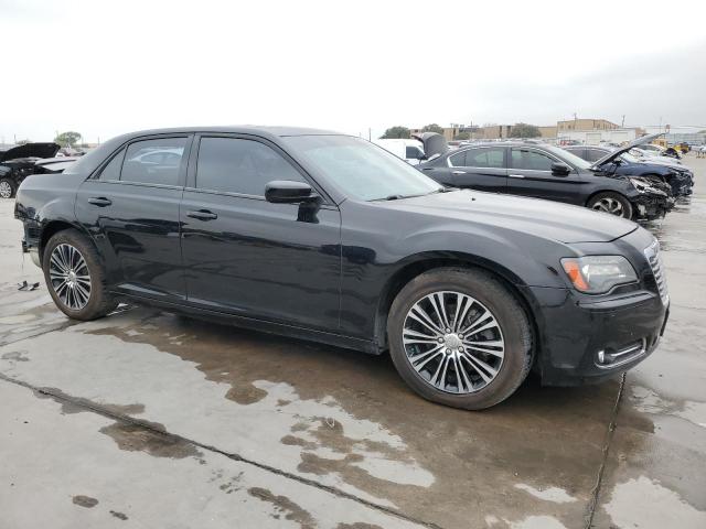 Photo 4 from auction – 2013 CHRYSLER 300 S with VIN 2C3CCAGT4DH529368