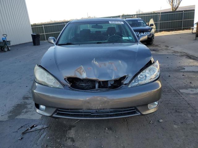 Photo 5 from auction – 2005 TOYOTA CAMRY LE with VIN 4T1BE32K55U596406