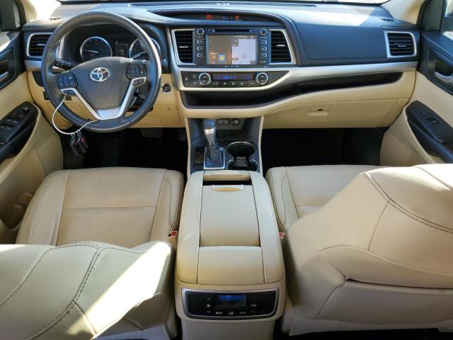 Photo 8 from auction – 2018 TOYOTA HIGHLANDER with VIN 5TDKZRFH6JS550012