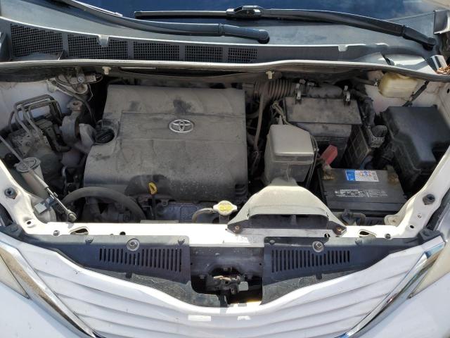 Photo 12 from auction – 2016 TOYOTA SIENNA LE with VIN 5TDKK3DC7GS693987