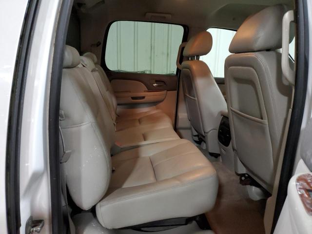 Photo 10 from auction – 2011 CHEVROLET AVALANCHE with VIN 3GNTKFE32BG362673