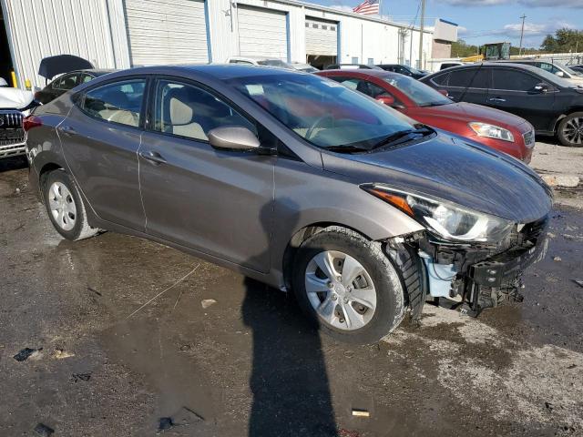 Photo 4 from auction – 2016 HYUNDAI ELANTRA SE with VIN 5NPDH4AE0GH732914