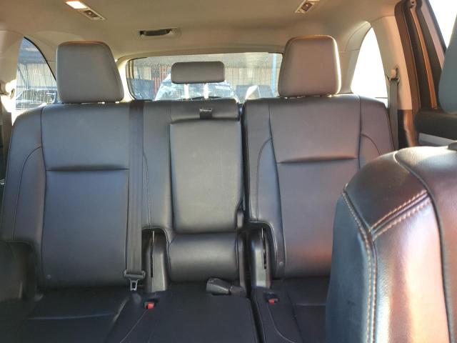 Photo 10 from auction – 2015 TOYOTA HIGHLANDER with VIN 5TDJKRFH3FS176045