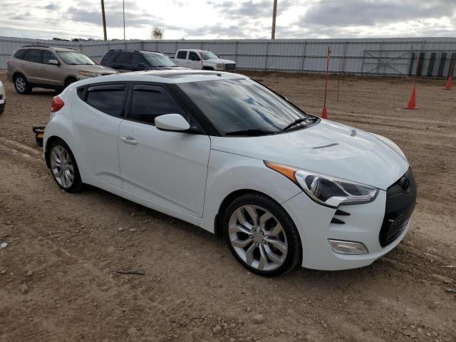 Photo 4 from auction – 2013 HYUNDAI VELOSTER with VIN KMHTC6ADXDU156677