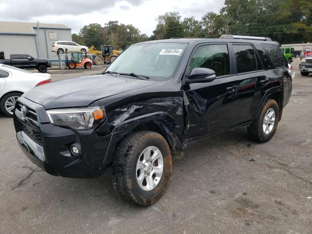 TOYOTA 4RUNNER SR 2021 with VIN JTEFU5JR8M5242306 - Photo from auction