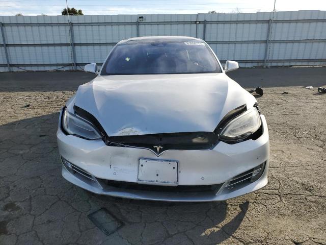 Photo 5 from auction – 2016 TESLA MODEL S with VIN 5YJSA1E26GF160823