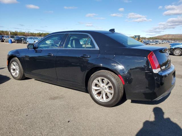 Photo 2 from auction – 2015 CHRYSLER 300 LIMITE with VIN 2C3CCAAG2FH853448